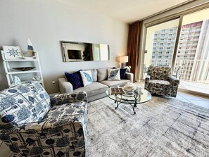 Smart TV - Amazing views! Great beachfront Panama City Condo (Panama City Beach)