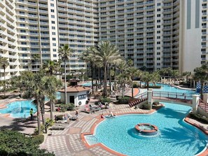 Indendørs pool, udendørs pool