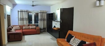 Royale Seaward Service Apartments