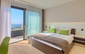 4 Schlafzimmer, Reisekinderbett, kostenloses WLAN, Bettwäsche