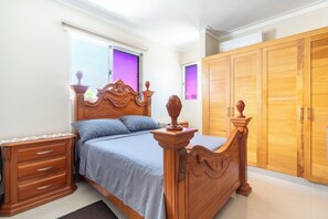 2 habitaciones y caja de seguridad en la habitación