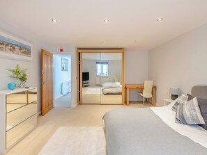 2 quartos, Wi-Fi de cortesia, roupa de cama