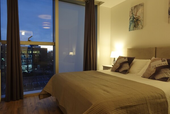 1 Schlafzimmer, Bügeleisen/Bügelbrett, kostenloses WLAN, Bettwäsche