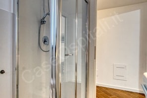 Dutxa, bidet i xampú 