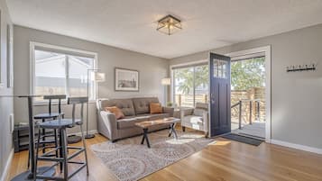 Smart TV, fireplace, printers