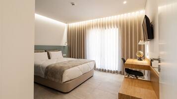 Appartamento Deluxe | 1 camera, una scrivania, postazione laptop, tende oscuranti