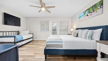4 Schlafzimmer, Schreibtisch, kostenloses WLAN, BettwÀsche