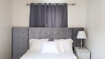 2 bedrooms, desk, iron/ironing board, free WiFi