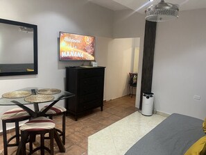 Dining - The Loft in San Juan (San Juan)