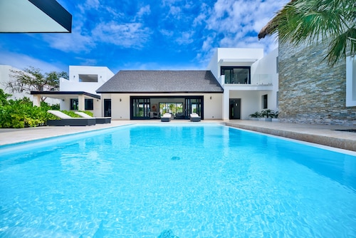 Cayuco 6-Luxury Ocean Villa on Hole #5 of Punta Espada w/Staff Close to St Regis