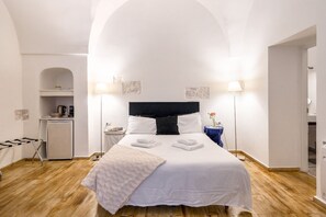1 室のベッドルーム、WiFi、ベッドシーツ