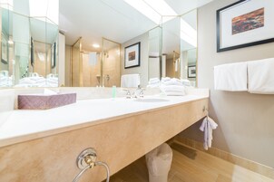 Apartment | Bathroom