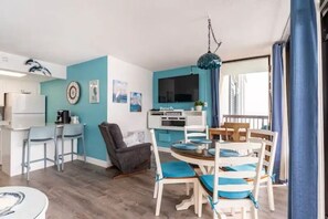 Dining - Coastal Getaway at Compass Cove 1 bed / 1 bath (Myrtle Beach)