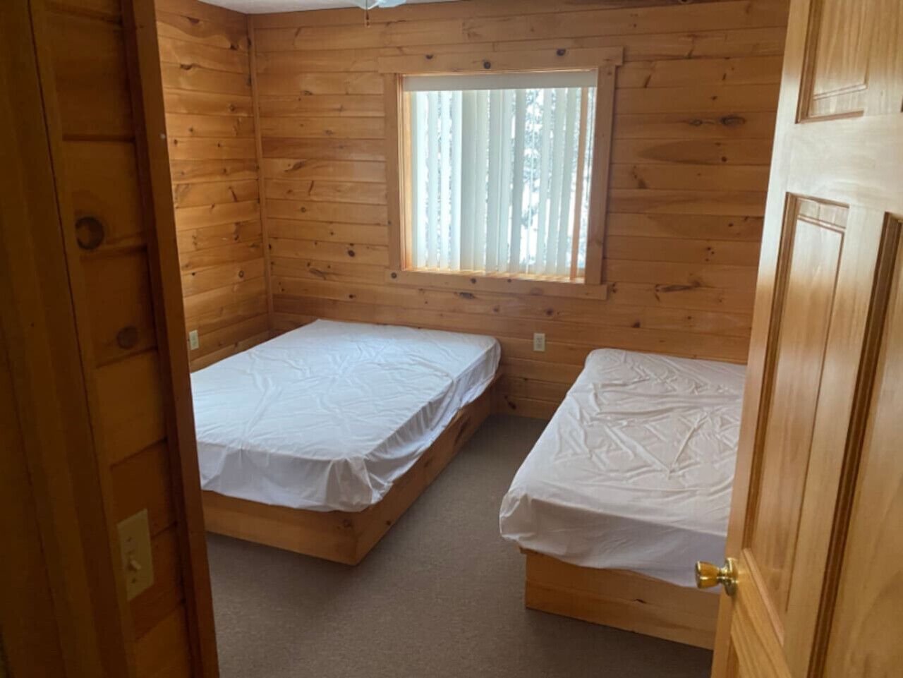 8 bedrooms, iron/ironing board, free WiFi
