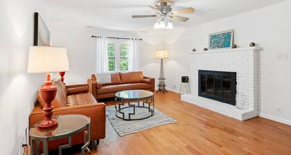 scent-free stay - spacious , big yard and safe neighborhood