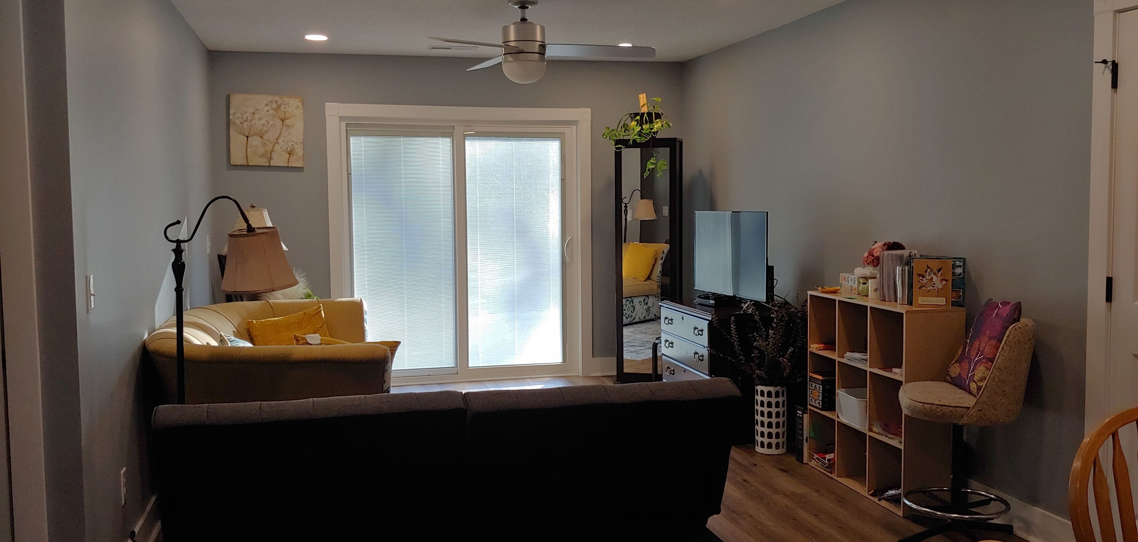 Proximity to ECU games, tasty restaurants; A quite, tucked away neighborhood