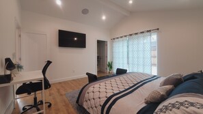 1 Schlafzimmer, Schreibtisch, Bügeleisen/Bügelbrett, kostenloses WLAN