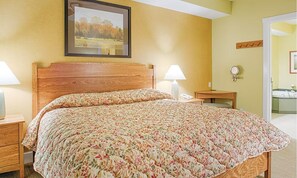 3 bedrooms, desk, iron/ironing board, WiFi