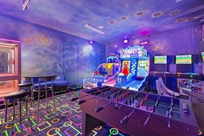 Spielezimmer