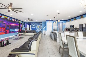 Interior - Wonderfull World Bowling Alley Home, Orlando Mansion 6228 (Orlando)