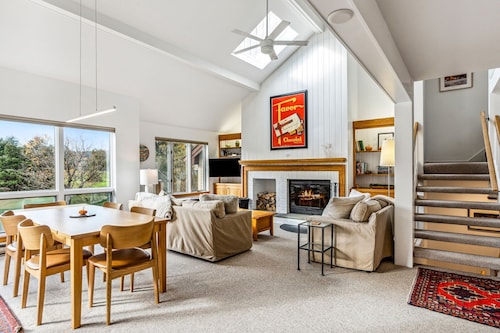 Sauna, Close to Club - Gracious Dartmouth Place 9B