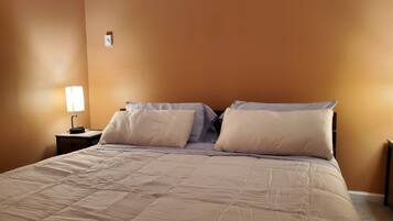 1 chambre, fer et planche Ă repasser, Wi-Fi, draps fournis