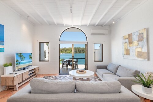 Riverside Gem, Noosa Heads