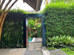 Deluxe Double Room | Terrace/patio