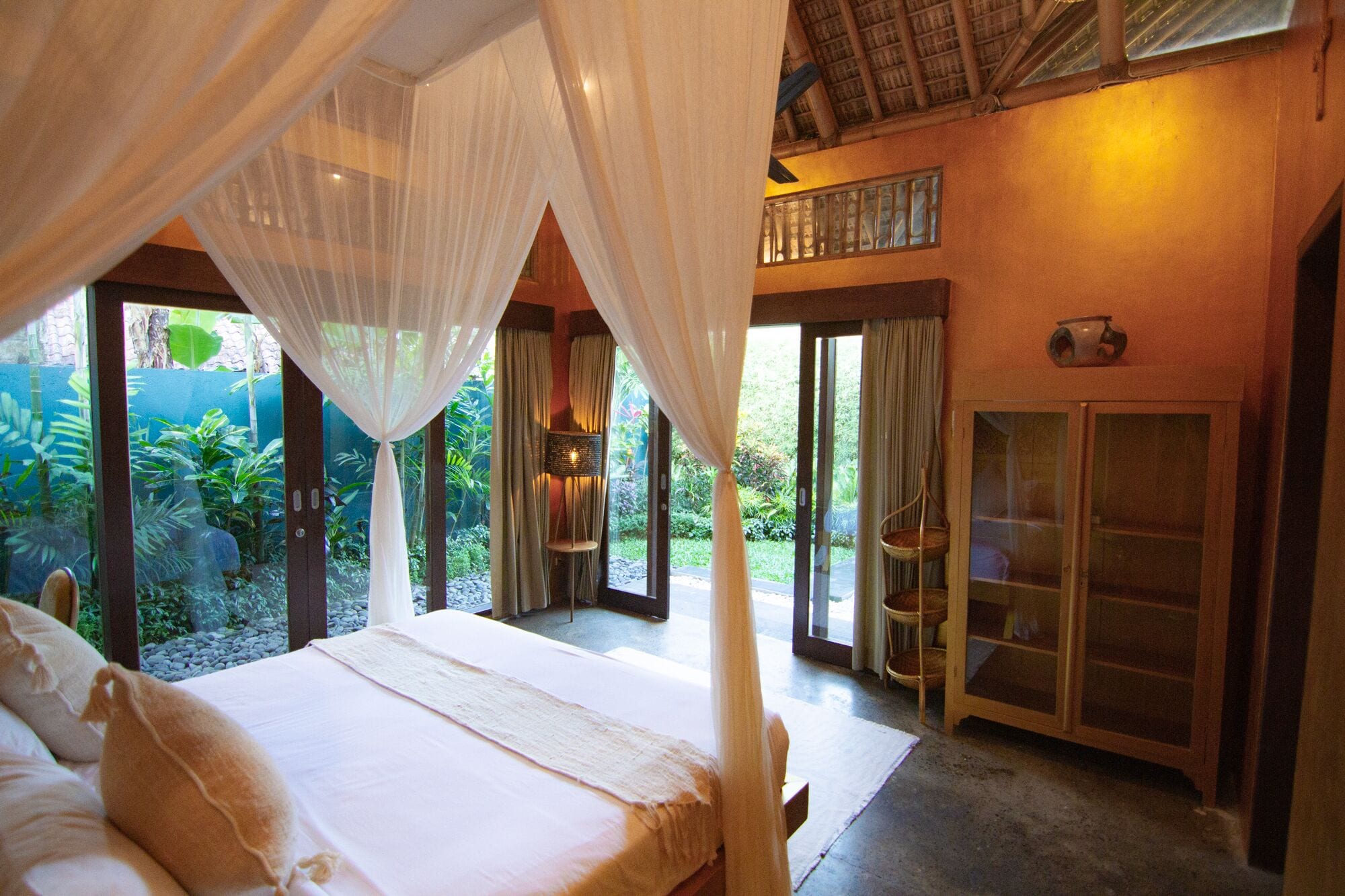 Deluxe Double Room | In-room safe, desk, free WiFi, bed sheets