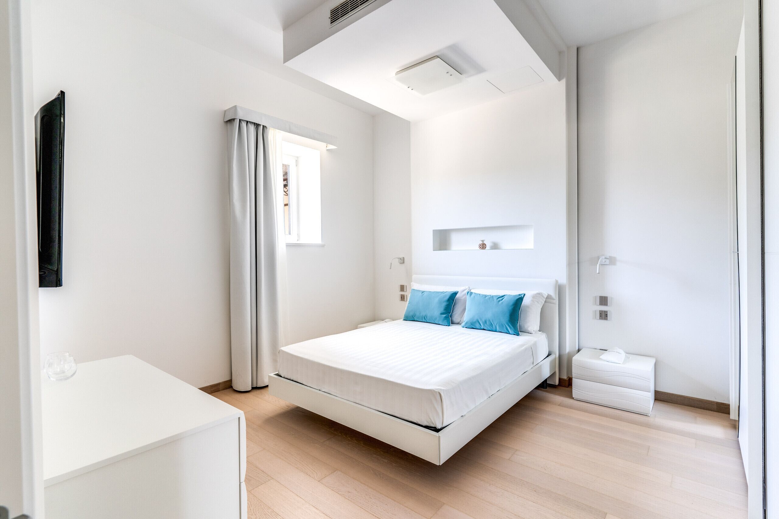 5 Schlafzimmer, Bügeleisen/Bügelbrett, kostenloses WLAN, Bettwäsche