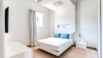 5 slaapkamers, een strijkplank/strijkijzer, gratis wifi, beddengoed