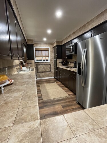 The Burrows House located in The Pinewoods of Nacogdoches  