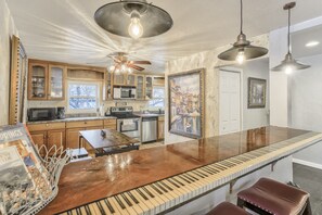 House | Private kitchen | Fridge, microwave, oven, dishwasher - The Keys (Colorado Springs)