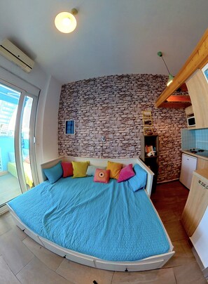 Iron/ironing board, WiFi, bed sheets - Beach Studio - Sleeps 2 & Private Ocean Terrace (Charaki)