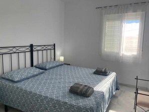 2 bedrooms, iron/ironing board, travel cot, WiFi
