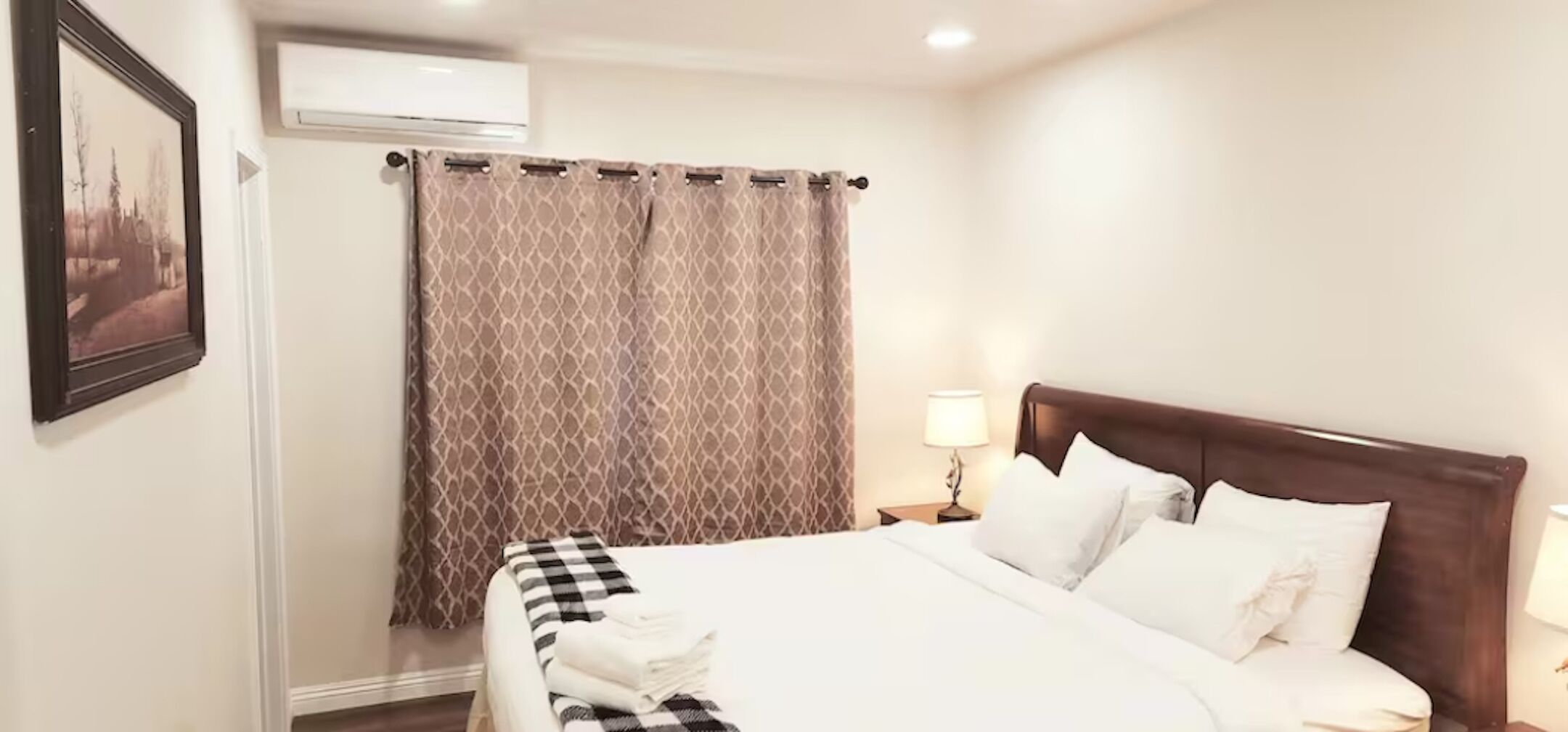 2 Schlafzimmer, Bügeleisen/Bügelbrett, WLAN, Bettwäsche