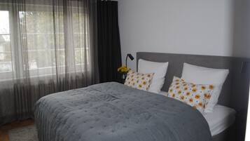 2 Schlafzimmer, Bügeleisen/Bügelbrett, kostenloses WLAN, Bettwäsche