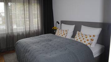 2 Schlafzimmer, Bügeleisen/Bügelbrett, kostenloses WLAN, Bettwäsche