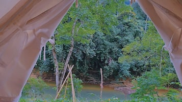 Double Room with River View | 1 bedroom, bed sheets