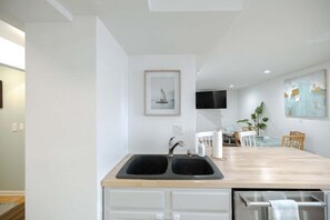 Interior - Coastal Cozy and Close to Beach with Turf Yard! (Carolina Beach)