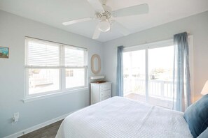 4 bedrooms, WiFi, bed sheets