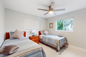 2 bedrooms, Internet, bed sheets