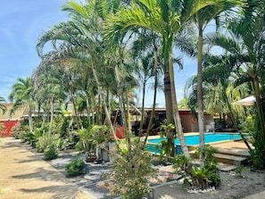 Outdoor pool - AJ Paradise Resort (Krabi)