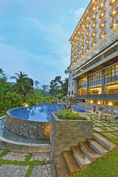 FamVida Hotel Lubuklinggau Powered by Archipelago