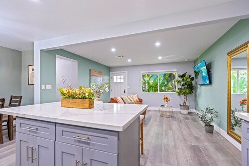 MI- Ranch style 3 bedroom 2 bath Quiet & safe Neighborhood king-bed!