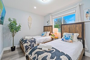 3 bedrooms, iron/ironing board, WiFi