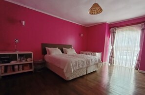 Familienhaus | 5 Schlafzimmer, kostenloses WLAN, Bettwäsche