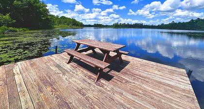 Sweeney Lake Lodge, Northwoods Seclusion