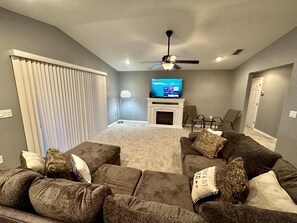 House, Accessible | 4 bedrooms - Grand Luxury 4BD House Near Disney Parks (Haines City)