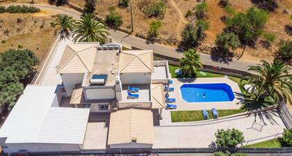 Villa Tavagueira in Guia